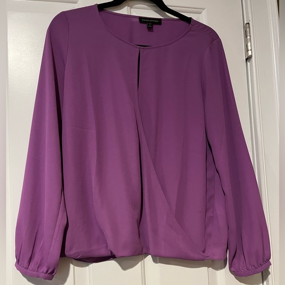 Banana Republic lilac keyhole blouse size small petite - Picture 2 of 14